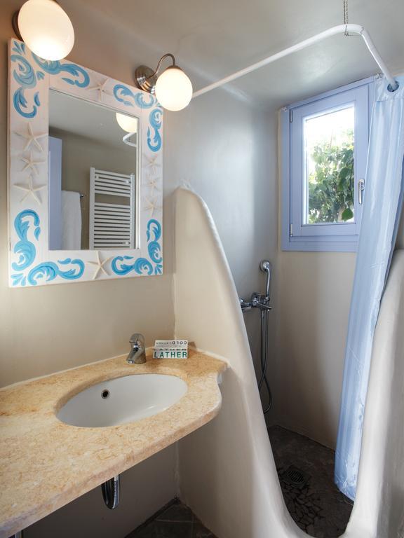 Gt Luxury Suites Ornos  Esterno foto