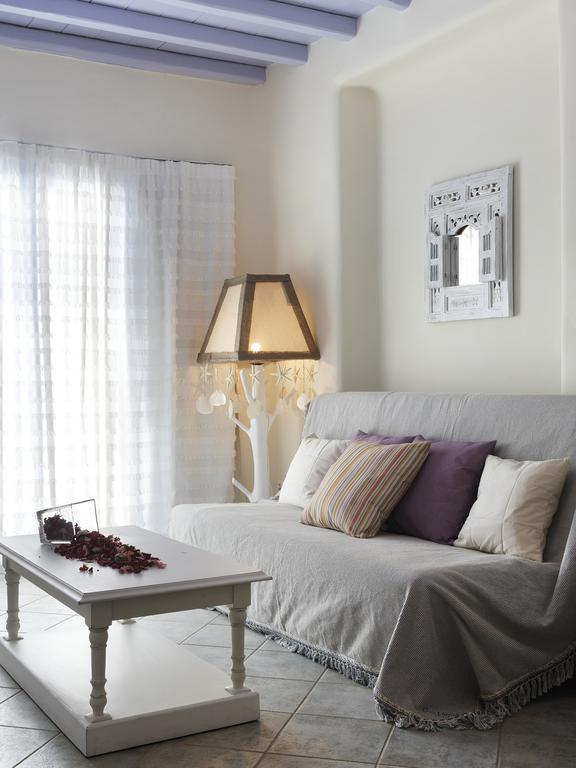 Gt Luxury Suites Ornos  Camera foto